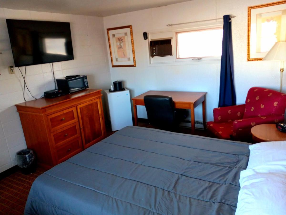 Chalet Inn Motel 2*